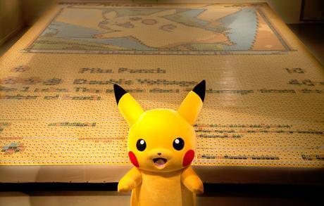 Pokémon marque son entrée dans le livre des records La plus grande carte Pokémon du monde livre des records Quentin Devine52
