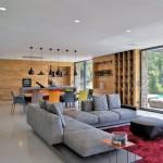 ARCHI : STONE COVERED HOME