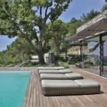 ARCHI : STONE COVERED HOME