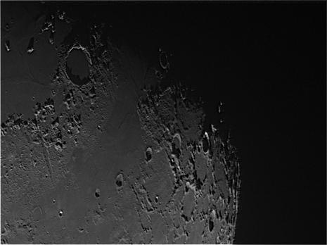 Création d’une mosaïque lunaire avec 41AU02.AS