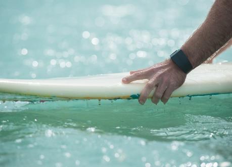 Le bracelet qui fait fuir les requins