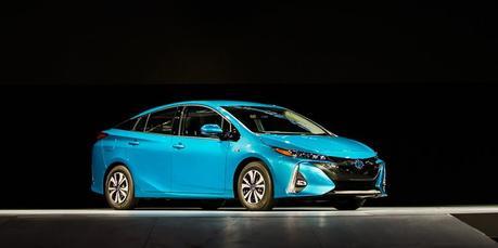 Toyota Prius 4 Plug-in Hybrid