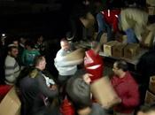 Syrie personnes reçoivent l’assistance humanitaire Houleh nord Homs