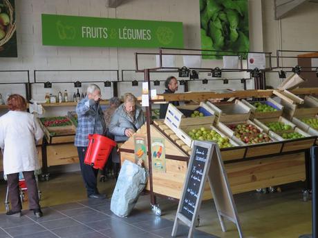 Pour se libérer de la grande distribution, les boutiques paysannes se multiplient JPEG - 78.8 ko