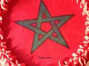 Layer Cake Maroc, génoise choco, crème fouettée mascarpone citron garnie morceaux fraises