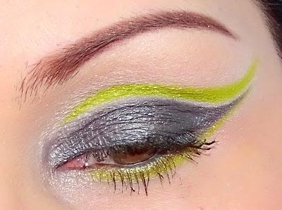 Grey look and Pop twist pour le Monday Shadow Challenge