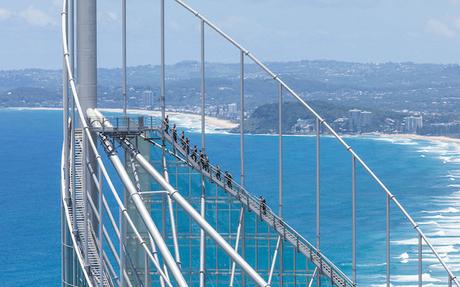 SKYPOINT OBSERVATION DECK, AUSTRALIA © Courtesy of Skypoint Australia