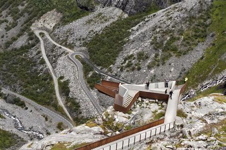 TROLLIGSTEN NATIONAL TOURIST ROUTE, NORWAY © Die Photodesigner