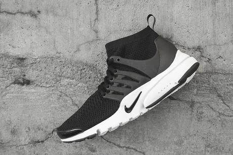 Nike-Presto-Flyknit-Ultra-High-Black-White-02