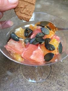 RECETTE FRAICHE ET SAINE LA SALADE D’AGRUMES @yaquoidansmonfrigo.com