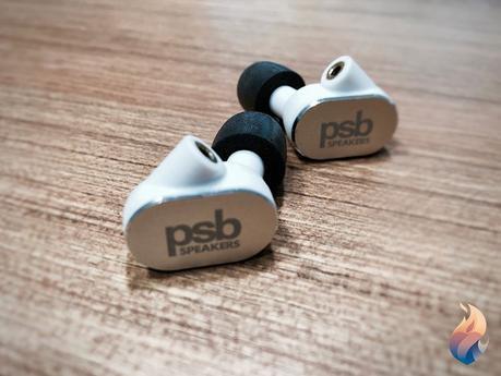 PSB Speakers M4U 4: des mini speakers pour vos oreilles!