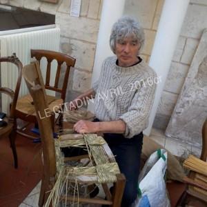 « Michel Dubois » canneleur et rempailleur aux journées des métiers d’arts à Bernay…