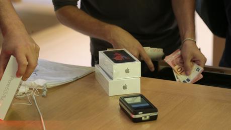 Venez tester GRATUITEMENT le nouvel iPhone SE