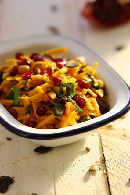 salade composée , pique nique , courge , coriandre, grenade