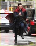 benedict-cumberbatch-films-doctor-strange-in-nyc-first-pics-12-580x741