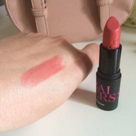 Le rouge à lèvres crème porte-baisers ETAM