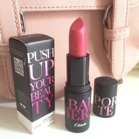Le rouge à lèvres crème porte-baisers ETAM