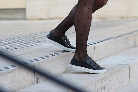 A tights full of stars collants étoiles Jolie Frenchy sneakers Cosmoparis