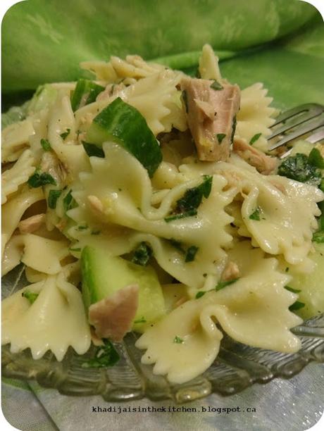 SALADE DE PÂTES AU THON / PASTA AND TUNA SALAD / ENSALADA DE PASTA CON ATÚN / سلطة المعكرونة و التونة