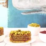 Far breton aux pruneaux Cake pistache-fraises-groseilles