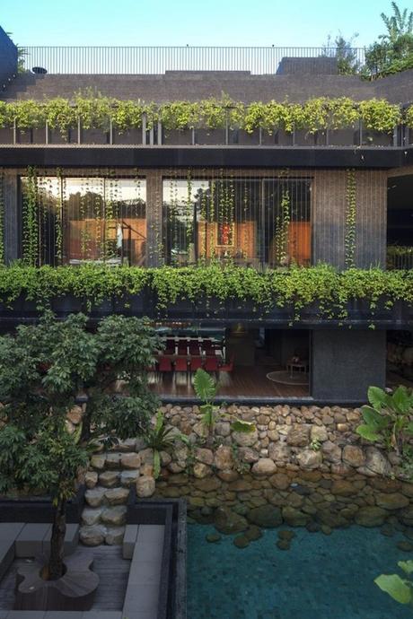 Cornwall-Gardens-10-tt-width-620-height-930-lazyload-0-crop-1-bgcolor-000000-except_gif-1-qazy-1-nolayzr-1