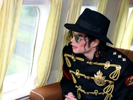 Michael-Jackson-image-michael-jackson-36528949-736-555