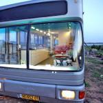 EVASION : Des bus scolaires transformés en habitations roulantes EVASION : Des bus scolaires transformés en habitations roulantes