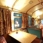 EVASION : Des bus scolaires transformés en habitations roulantes EVASION : Des bus scolaires transformés en habitations roulantes