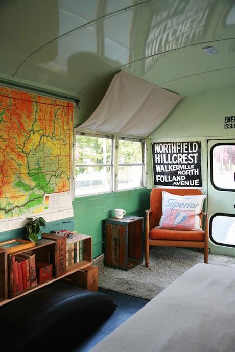 EVASION : Des bus scolaires transformés en habitations roulantes 2