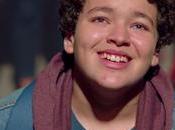 Granola lance dans monde nuit