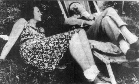 Geli Raubal et Adolf Hitler