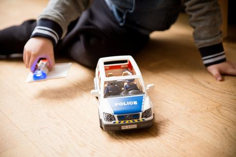 A propos de motricité fine #2 – les Playmobil