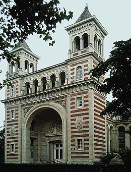 Le Palais Rameau (1878-1881) est un édifice lillois conçu par les architectes de la ville Auguste Mourcou et Henri Contamine
