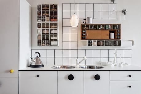 A creative retro kitchen