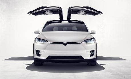Tesla : un important rappel pour le Model X