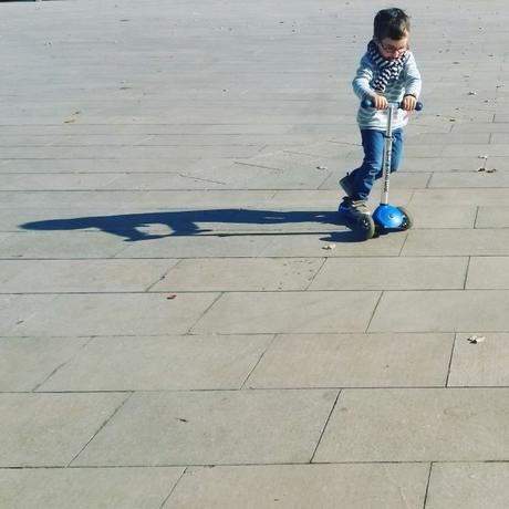 Mouette à trottinette