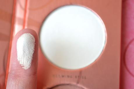 Rose Golden Blush, le joli trio pour le teint signé Zoeva