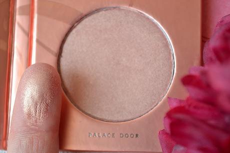 Rose Golden Blush, le joli trio pour le teint signé Zoeva