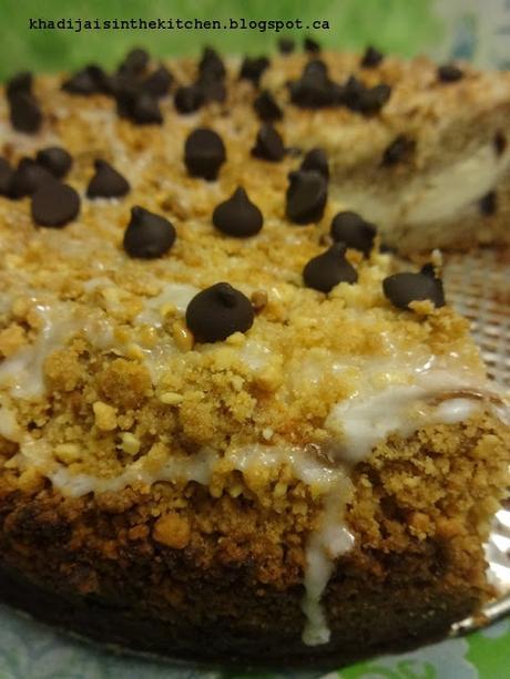 GÂTEAU À LA BANANE, AUX PÉPITES DE CHOCOLAT ET AU FROMAGE À LA CRÈME / CREAM CHEESE CHOCOLATE CHIPS BANANA BREAD/ BIZCOCHO CON BANANA, VIRUTAS DE CHOCOLATE Y QUESO CREMA