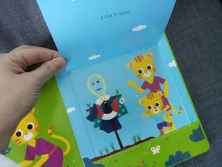 Eliott adore jardiner - Eliott n'aime pas qu'on l'embête