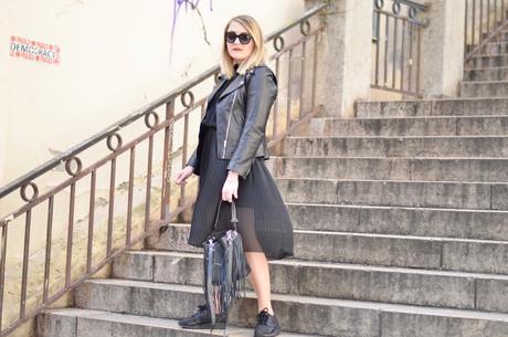 #4 LBES: All Black #4 LBES: All Black