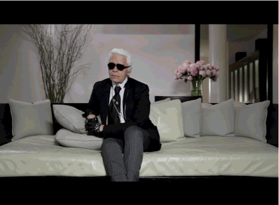Karl Lagerfeld ne QUITTE pas Chanel.