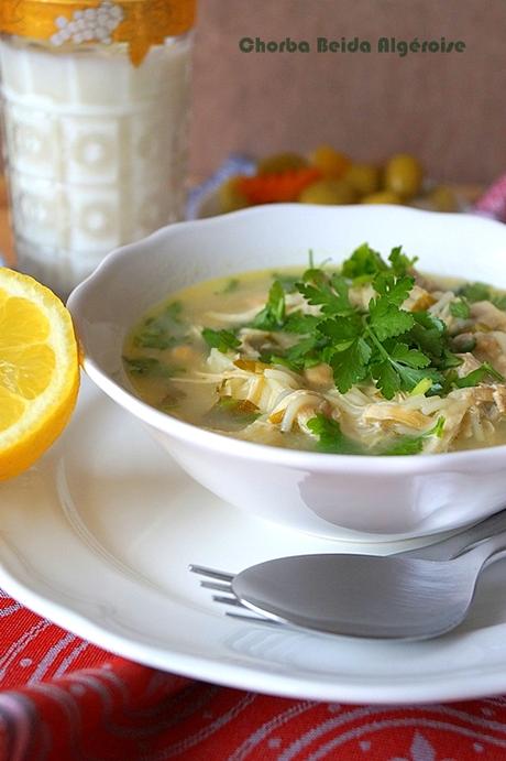 Chorba beida (soupe blanche algéroise au poulet)