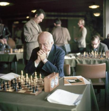 La question people sur les échecs © Chess & Strategy