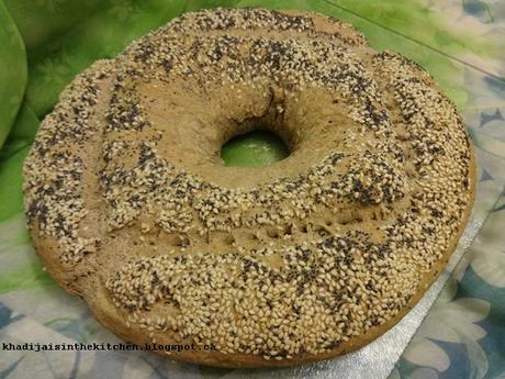 PAIN DE LA SEMAINE : PAIN À LA FARINE DE SEIGLE ET AUX GRAINES DE SÉSAME ET DE PAVOT / BREAD OF THE WEEK : RYE BREAD WITH SESAME AND POPPY SEEDS / PAN DE LA SEMANA : PAN DE CENTENO CON SEMILLAS DE SÉSAMO Y DE AMAPOLA / خبز الاسبوع خبز دقيق الشيلم و بذ... PAIN DE LA SEMAINE : PAIN À LA FARINE DE SEIGLE ET AUX GRAINES DE SÉSAME ET DE PAVOT / BREAD OF THE WEEK : RYE BREAD WITH SESAME AND POPPY SEEDS / PAN DE LA SEMANA : PAN DE CENTENO CON SEMILLAS DE SÉSAMO Y DE AMAPOLA / خبز الاسبوع خبز دقيق الشيلم و بذ...