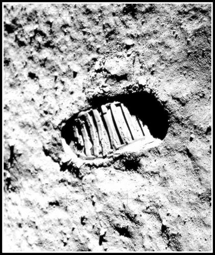 AldrinFootprint.jpg88.jpg