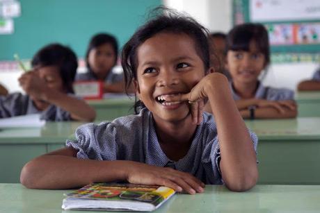 Toutes à l'école: un nouvel avenir pour des centaines de petites filles
