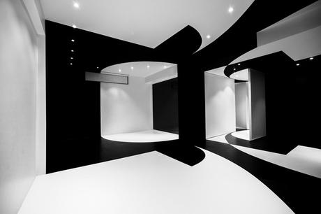 Conseilsdeco-architectes-architecture-interieur-Stephane-Malka-Nouvelle-Heloise-AgoraTic-formations-digitales-bureaux-reunions-futuriste-monochrome-03