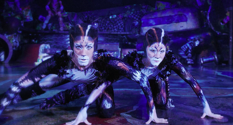 CATS : La comédie musicale fait ronronner le théâtre Mogador