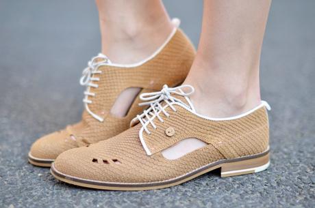 La petite veste en daim La petite veste en daim